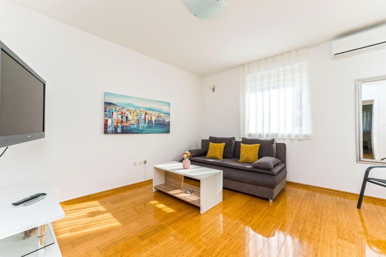 Summer Breeze Pool Apartments Novalja Extérieur photo