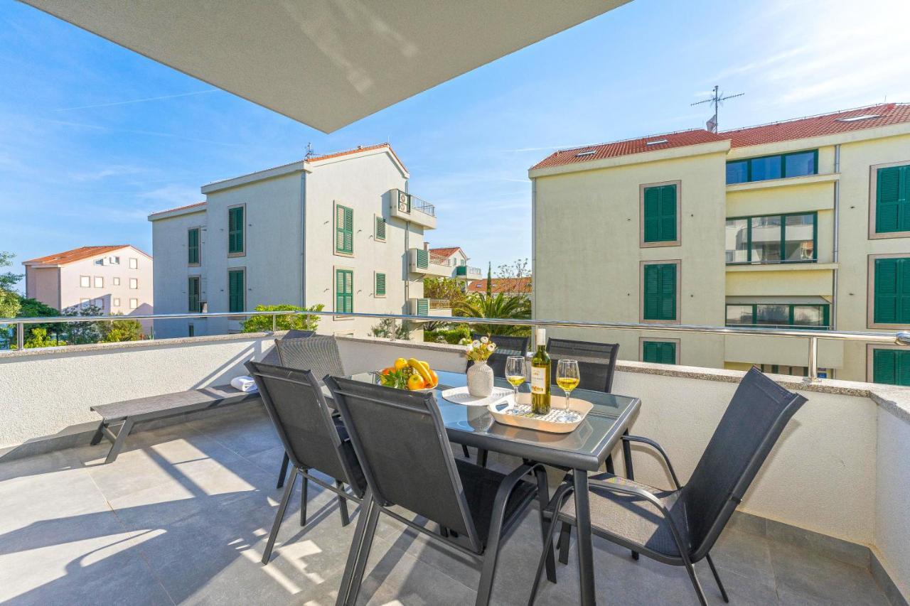 Summer Breeze Pool Apartments Novalja Extérieur photo